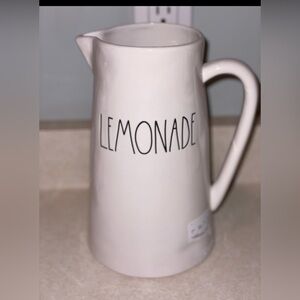 Rae dunn lemonade pitcher - yes